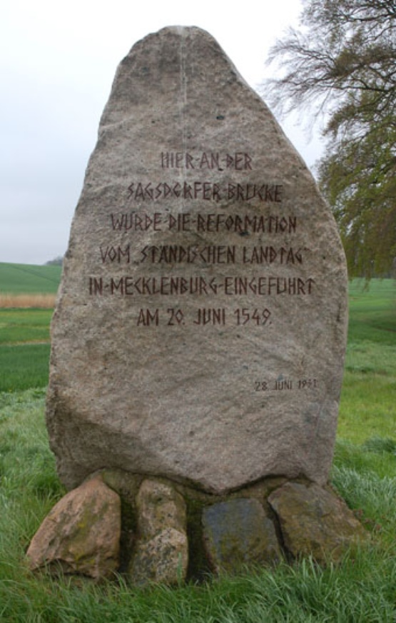 Gedenkstein an der Sagsdorfer-Bruecke zur Einführung der Reformation-Mecklenburg