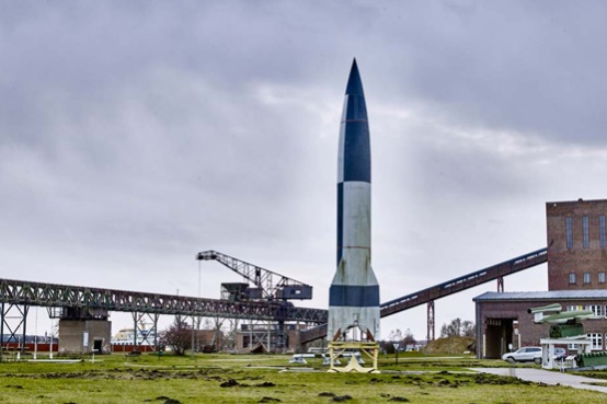 Nachbau einer A4-Rakekte (&quot;V2&quot;) auf dem Gelände des HTM Peenemuende