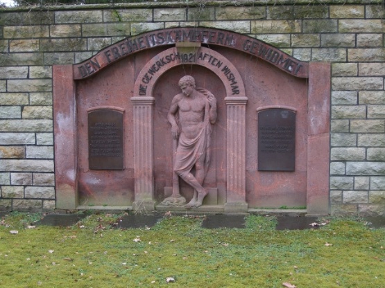 Denkmal für die Opfer des Kapp-Putsches auf dem Friedhof Wismar