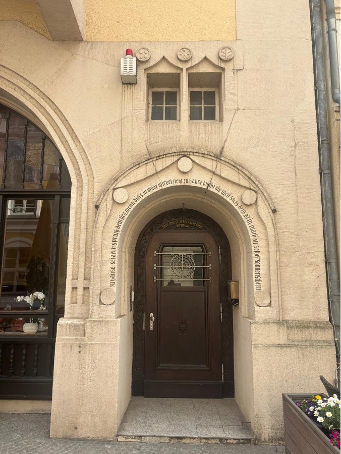 Eingang_zum_Wohnhaus