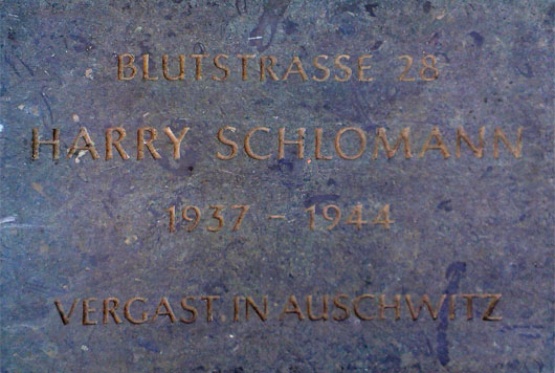 Denkstein Harry Schlomann (Foto: By N3MO [CC BY-SA 3.0], via Wikimedia Commons)