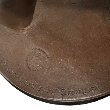 Stempel in der Bodenplatte der Bronzefigur